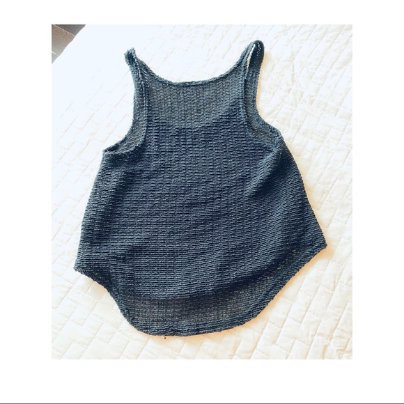 Flowy Mesh Tank Top - Picture 4 of 8